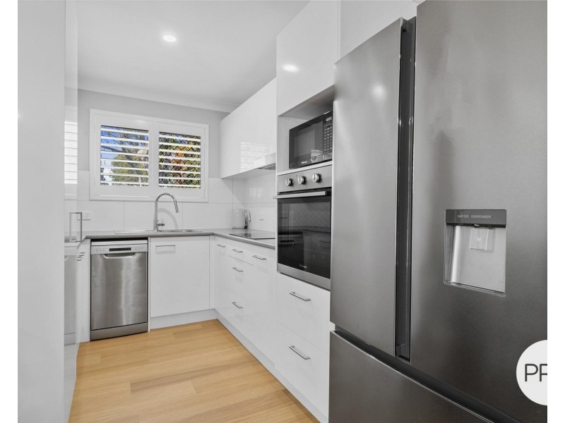 2/16 Gray Street, Tweed Heads West NSW 2485