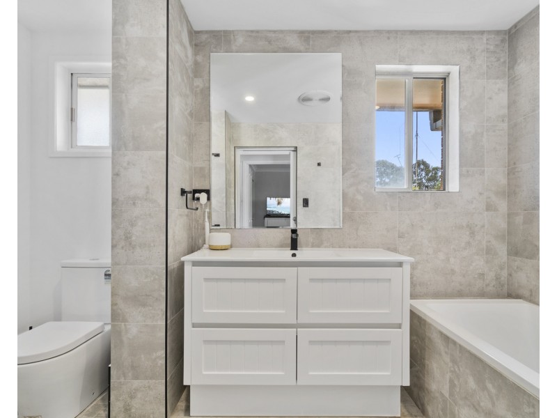 1/23 Blue Waters Crescent, Tweed Heads West NSW 2485
