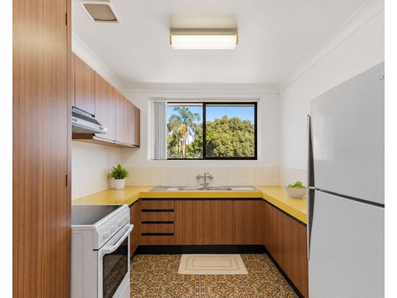 4/12 Dry Dock Road, Tweed Heads South NSW 2486