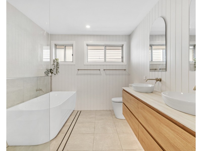 19 Acacia Street, Tweed Heads South NSW 2486