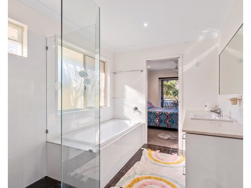 2/128 Jacaranda Avenue, Tweed Heads West NSW 2485