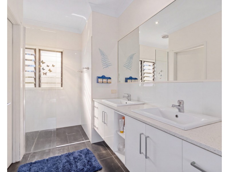 2/128 Jacaranda Avenue, Tweed Heads West NSW 2485