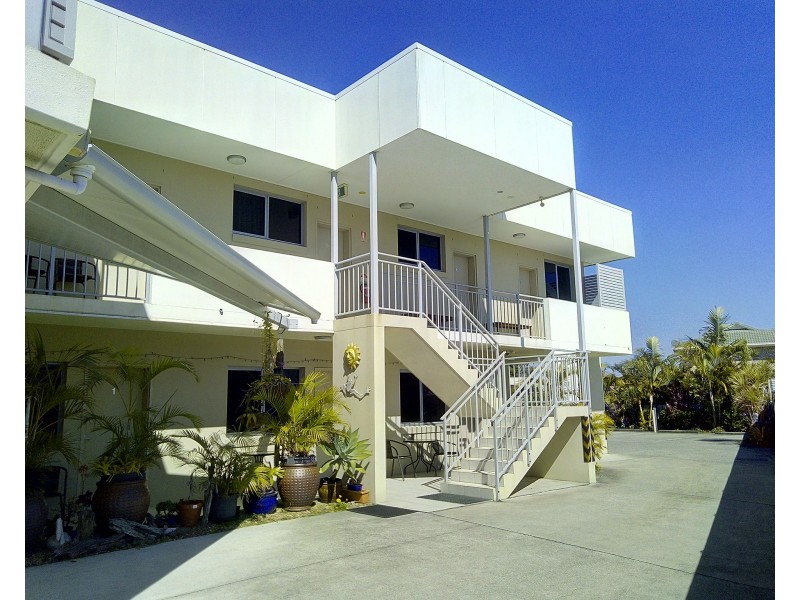 13 Minjungbal Drive, Tweed Heads South NSW 2486