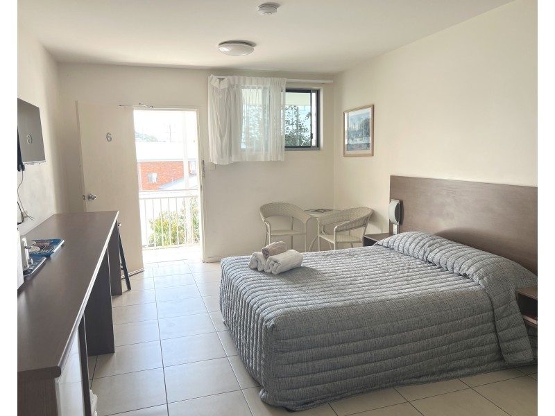 13 Minjungbal Drive, Tweed Heads South NSW 2486