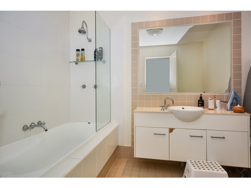 4/30 She Oak Lane, Casuarina NSW 2487