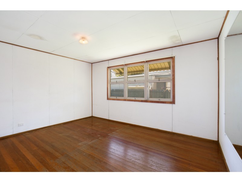 1 Wommin Lake Crescent, Fingal Head NSW 2487