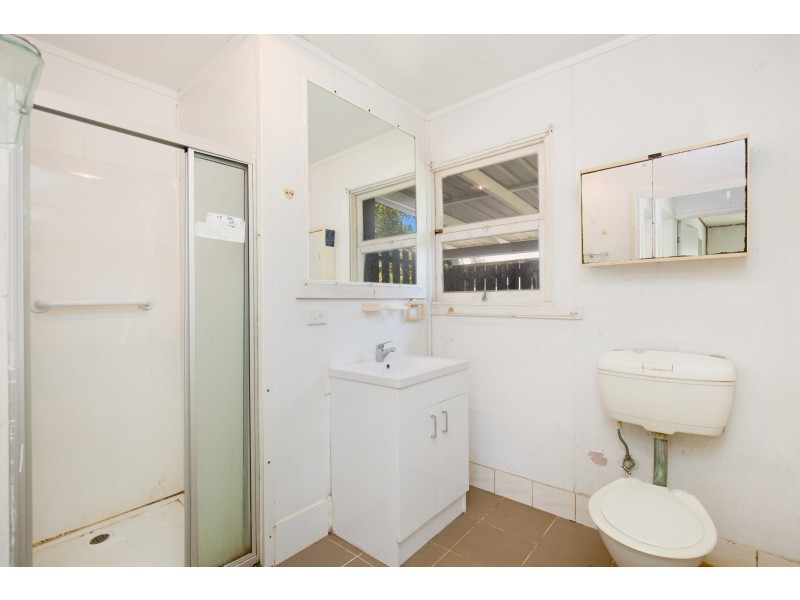 1 Wommin Lake Crescent, Fingal Head NSW 2487