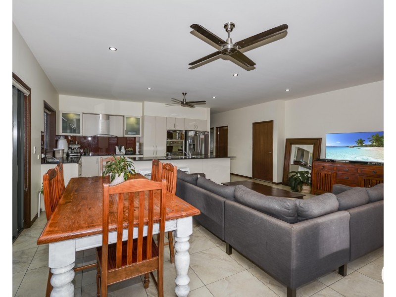328 Casuarina Way, Casuarina NSW 2487
