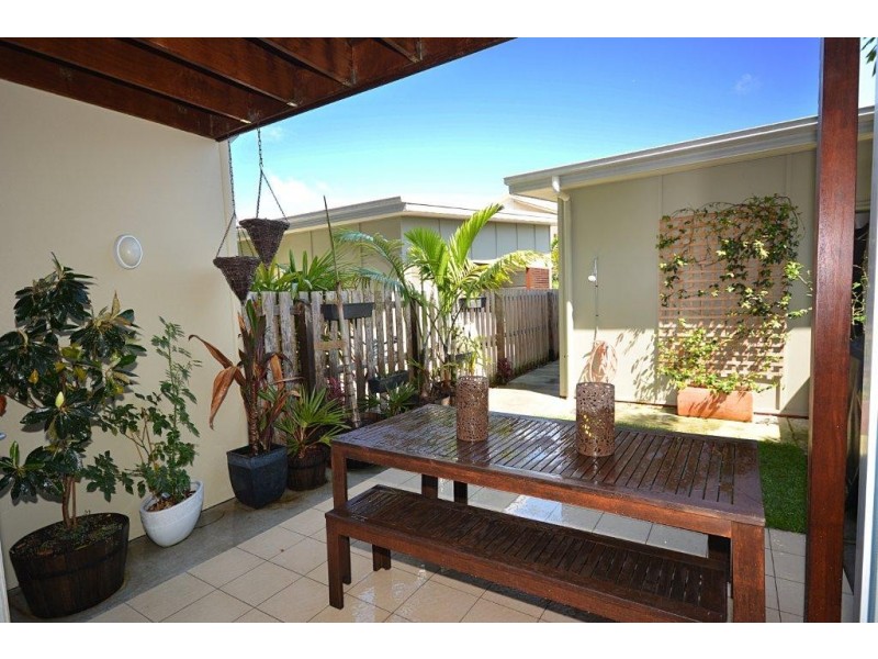 7/5-9 Kamala Cres, Casuarina NSW 2487