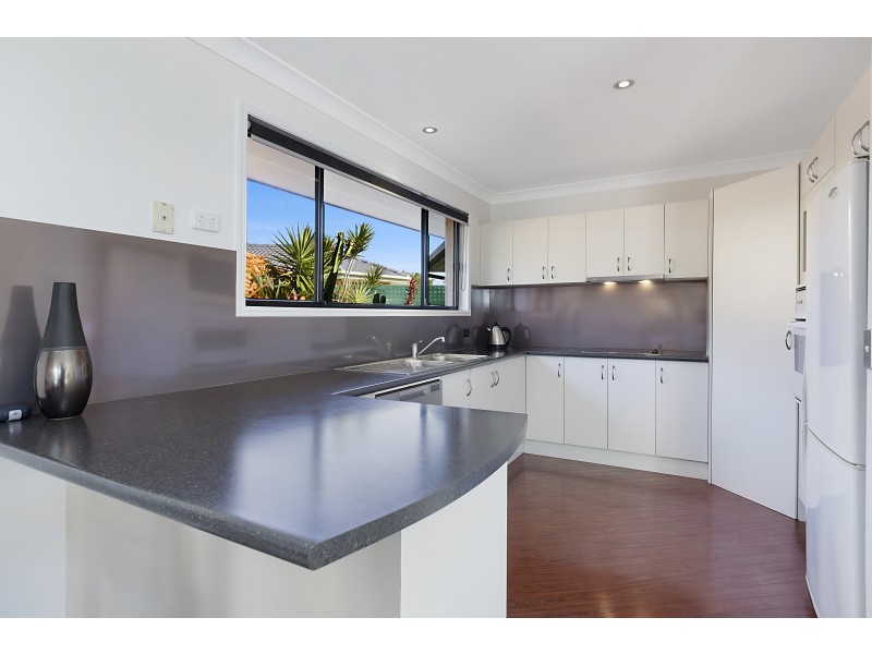2/4 Sandbank Place, Kingscliff NSW 2487
