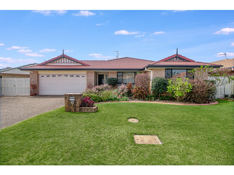 13 Narara Crescent, Banora Point NSW 2486