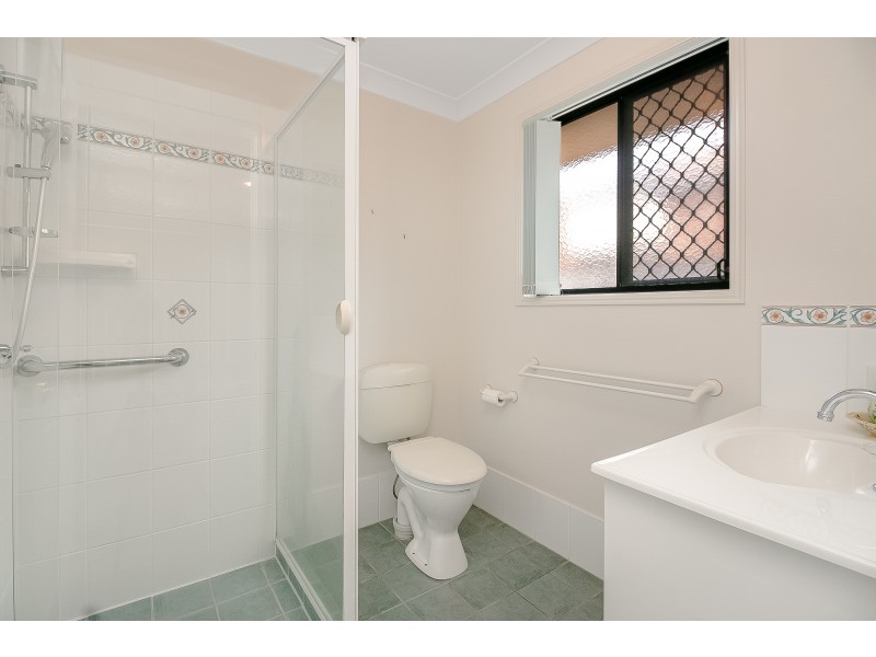 13 Narara Crescent, Banora Point NSW 2486