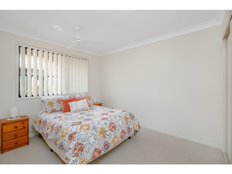 13 Narara Crescent, Banora Point NSW 2486