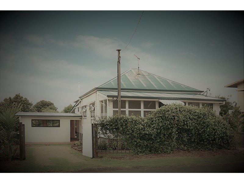 10 Crescent Street, Cudgen NSW 2487