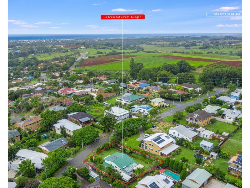 17 Crescent Street, Cudgen NSW 2487