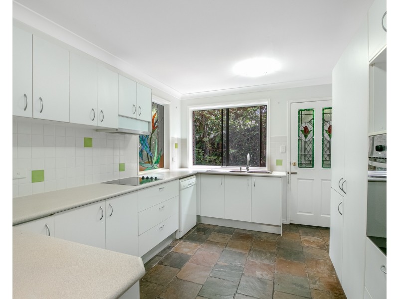 17 Lakeview Parade, Tweed Heads South NSW 2486