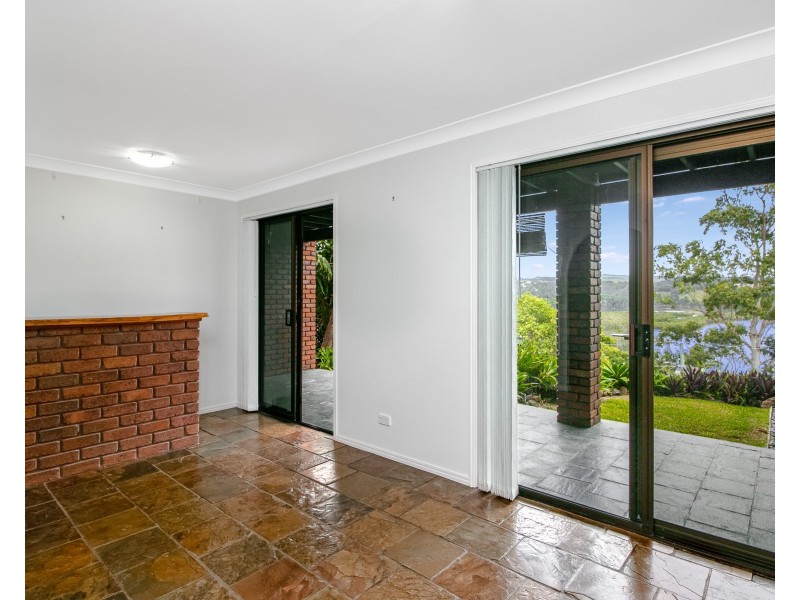 17 Lakeview Parade, Tweed Heads South NSW 2486