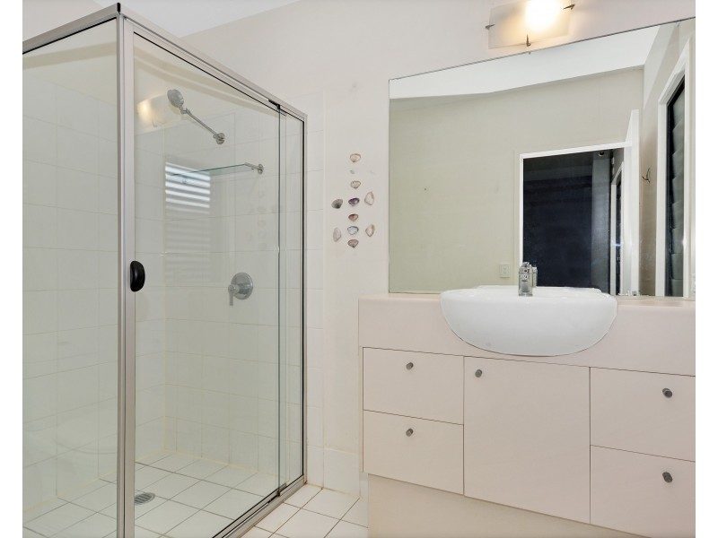 6 Hyndes Lane, Casuarina NSW 2487