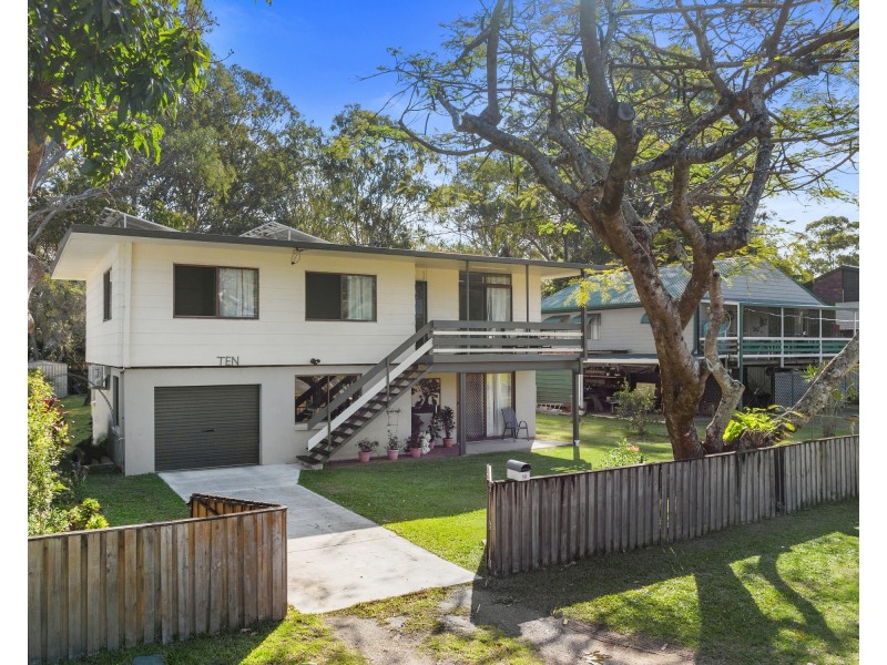 10 Rutile Street, Chinderah NSW 2487