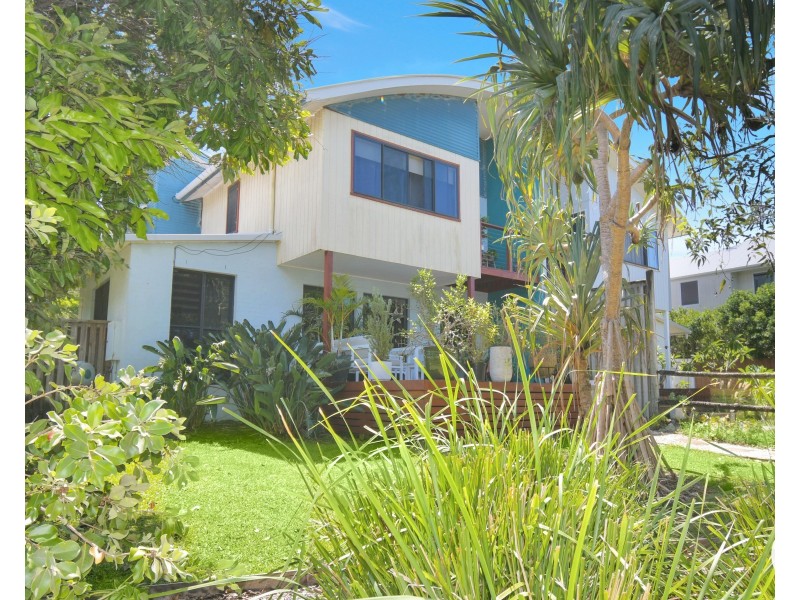 2/720 Casuarina Way, Casuarina NSW 2487