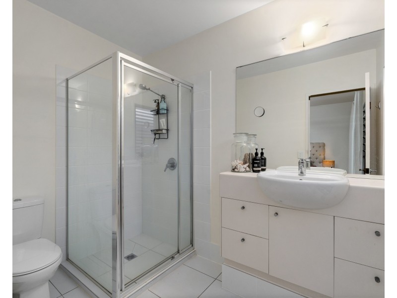 6 Hyndes Lane, Casuarina NSW 2487