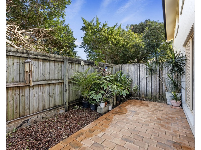 2/32 Elanora Avenue, Pottsville NSW 2489