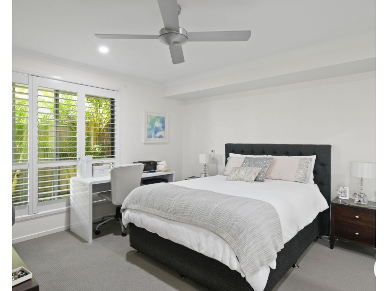 2/43 Newcastle Drive, Pottsville NSW 2489