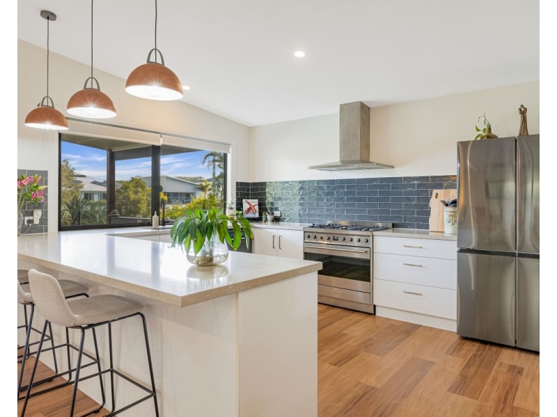 14 Rosewood Avenue, Bogangar NSW 2488