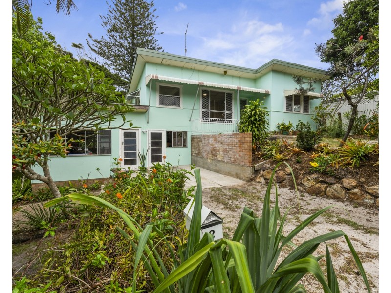 2 Ocean Avenue, New Brighton NSW 2483