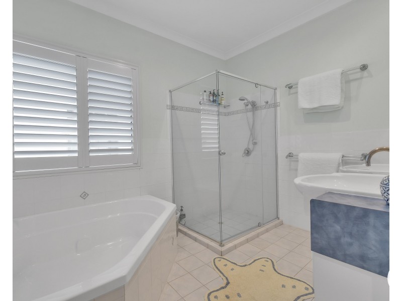 14 Riberry Drive, Casuarina NSW 2487