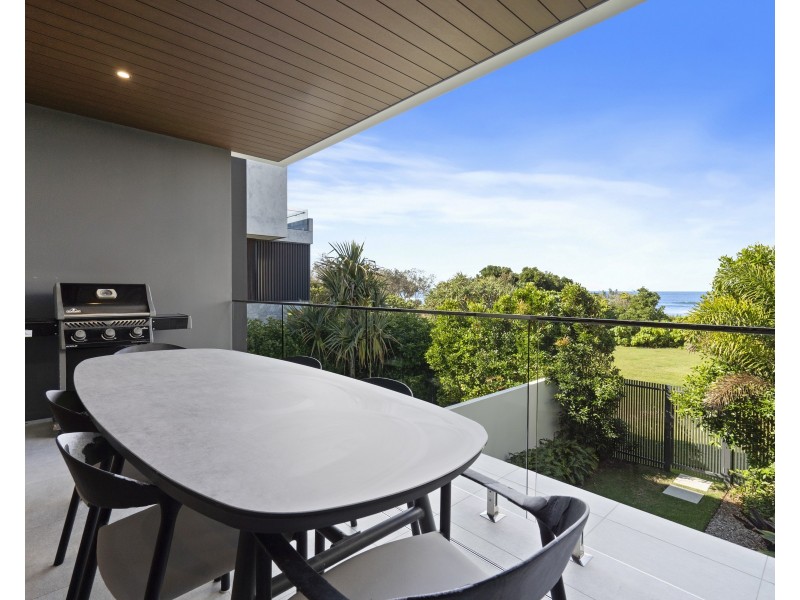 2/6 Palm Avenue, Cabarita Beach NSW 2488
