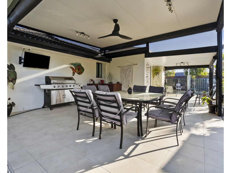 1 Kingfisher Circuit, Kingscliff NSW 2487