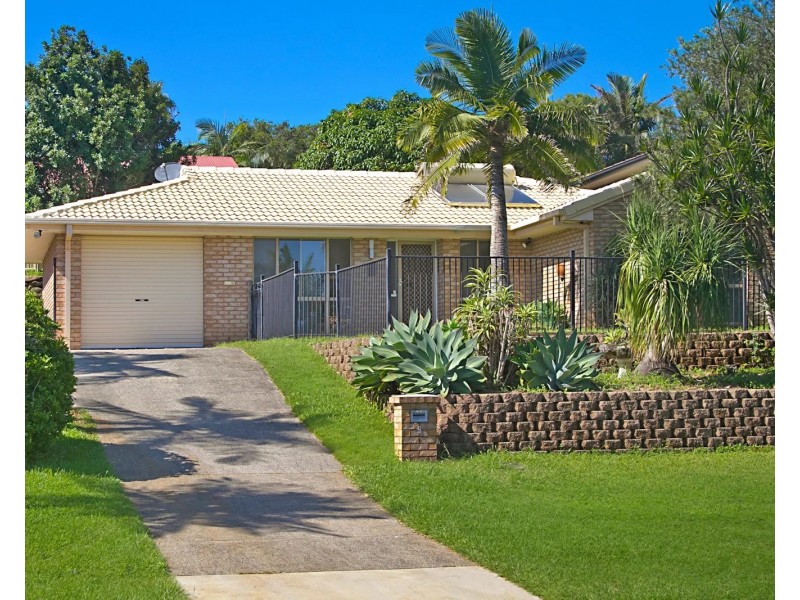 9 Manuka Road, Banora Point NSW 2486