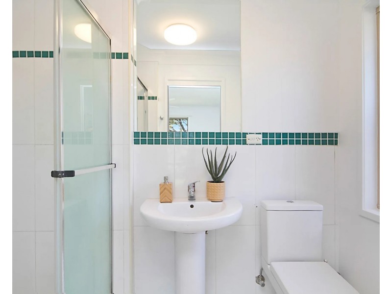 9 Manuka Road, Banora Point NSW 2486