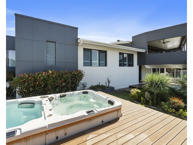 2 Oceanview Crescent, Kingscliff NSW 2487