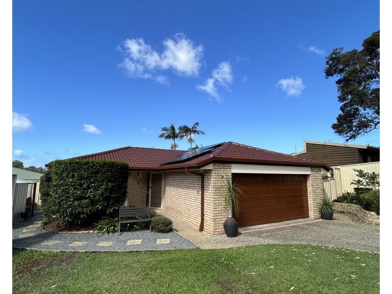 2 Silkwood Terrace, Tweed Heads West NSW 2485