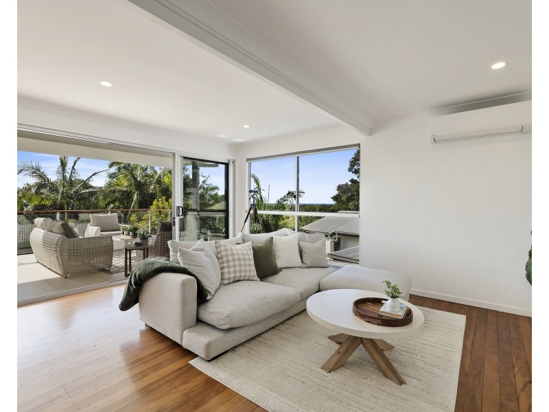 19 Hibiscus Parade, Banora Point NSW 2486