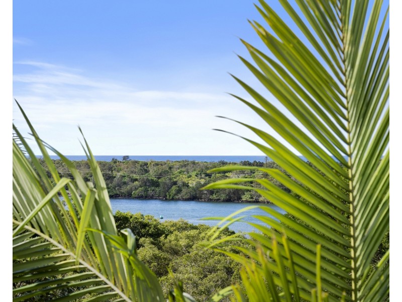 19 Hibiscus Parade, Banora Point NSW 2486