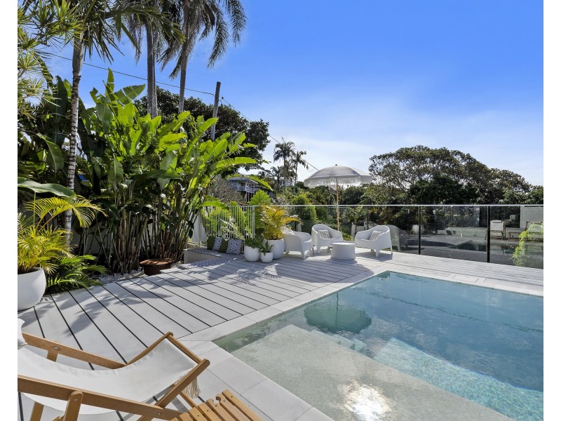19 Hibiscus Parade, Banora Point NSW 2486