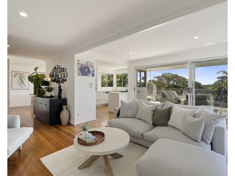 19 Hibiscus Parade, Banora Point NSW 2486