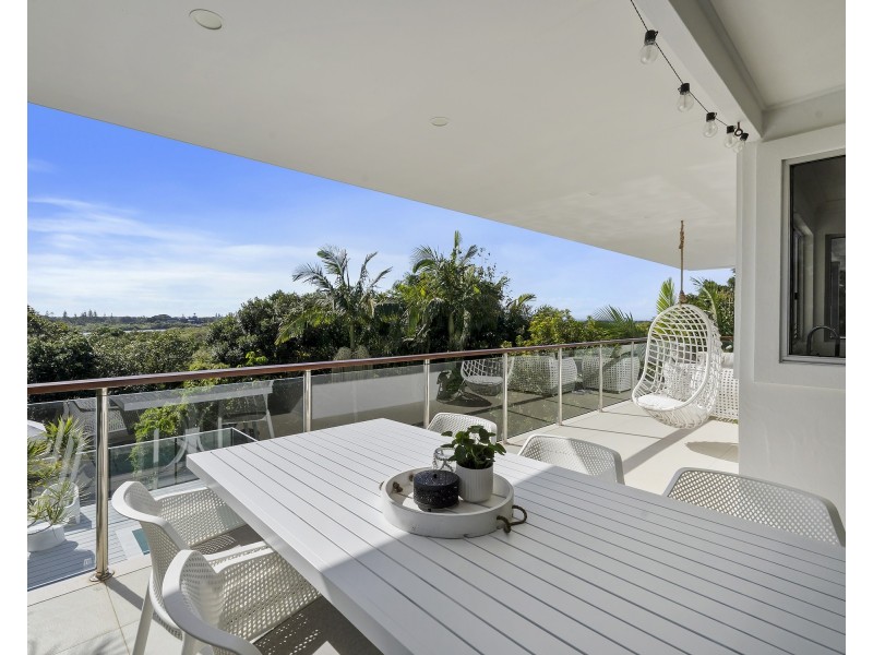 19 Hibiscus Parade, Banora Point NSW 2486