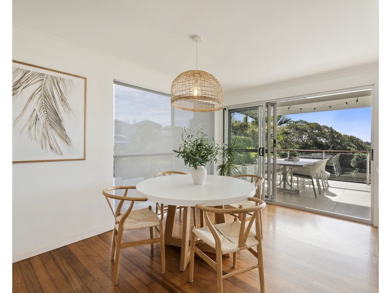 19 Hibiscus Parade, Banora Point NSW 2486
