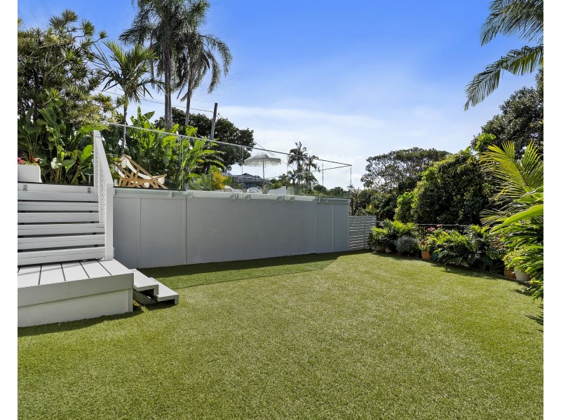 19 Hibiscus Parade, Banora Point NSW 2486