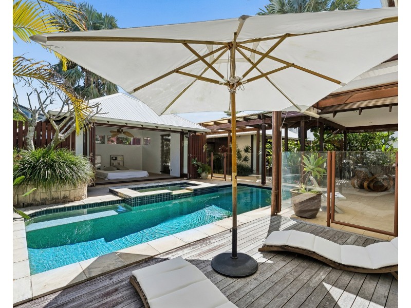 11 Cudgerie Court, Casuarina NSW 2487
