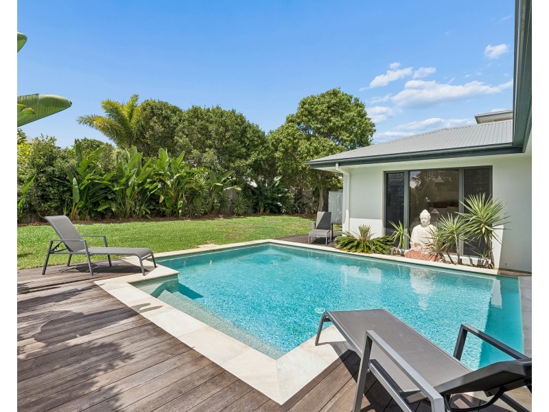8 Acolus Court, Casuarina NSW 2487