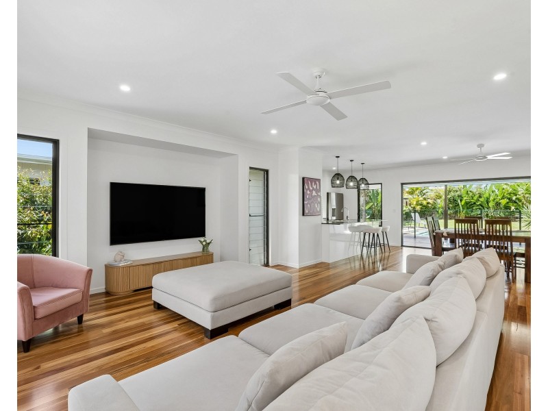 8 Acolus Court, Casuarina NSW 2487