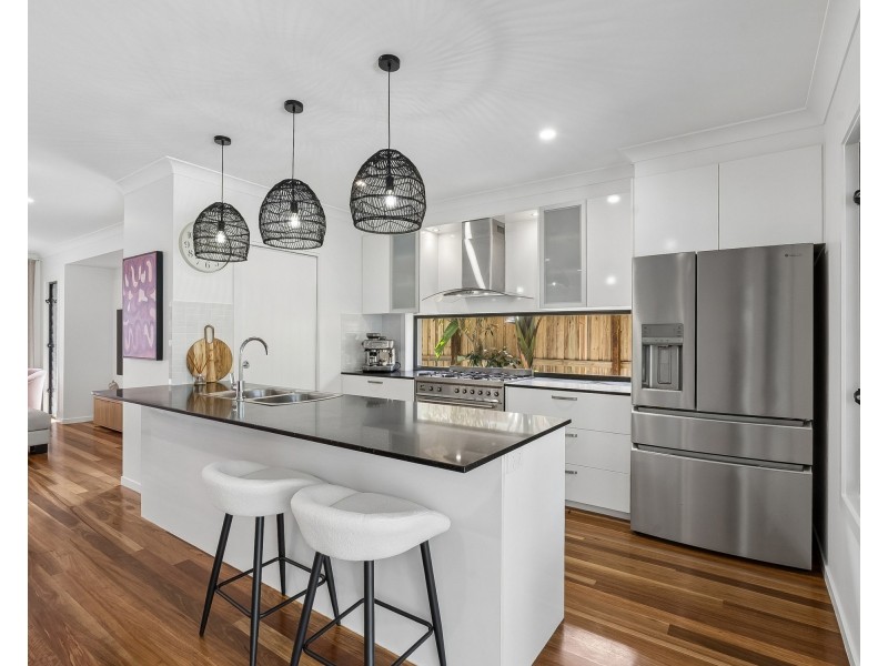 8 Acolus Court, Casuarina NSW 2487