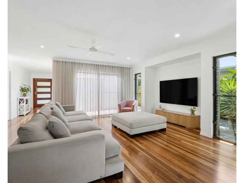8 Acolus Court, Casuarina NSW 2487