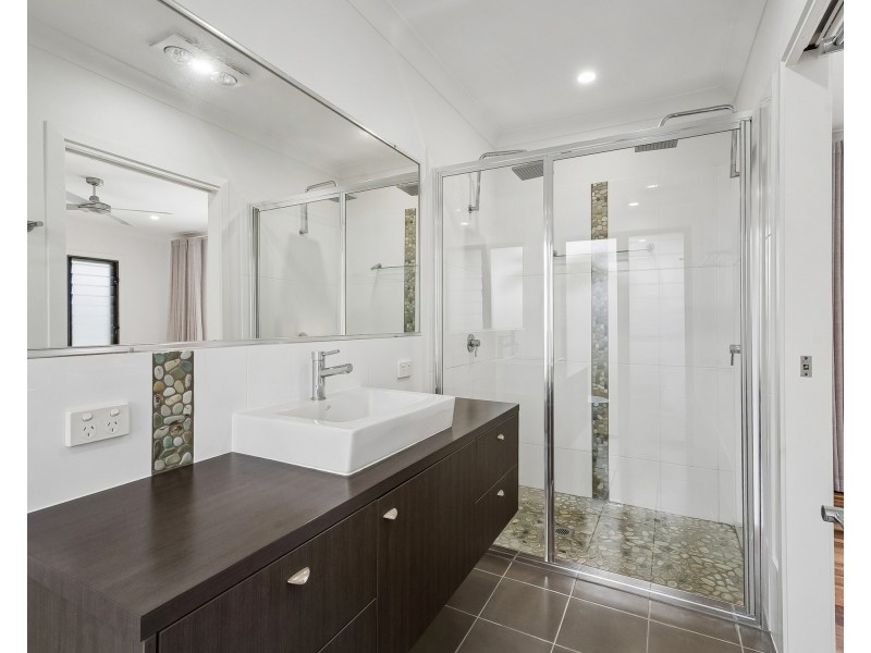 8 Acolus Court, Casuarina NSW 2487