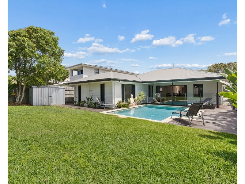 8 Acolus Court, Casuarina NSW 2487